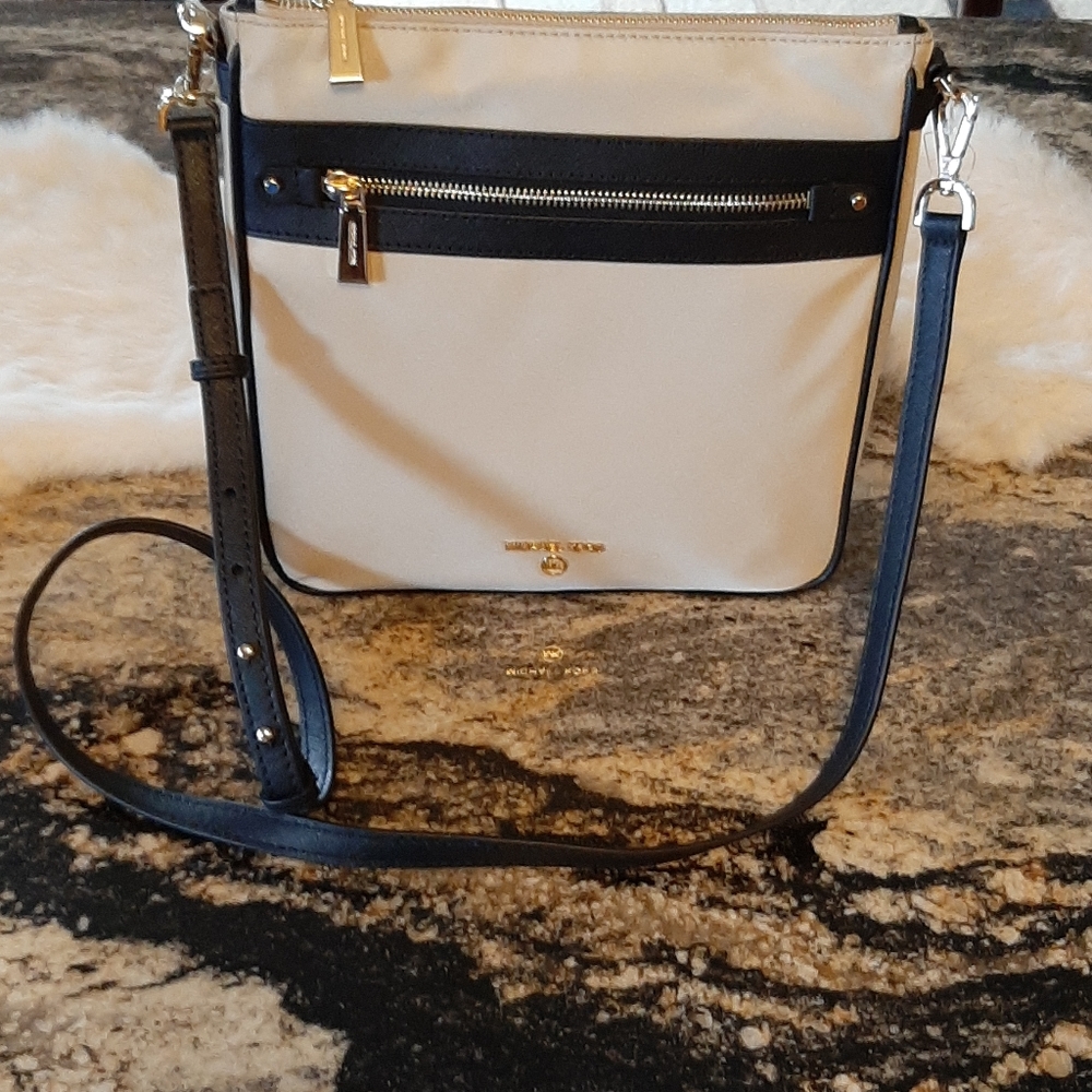 NWT Michael Kors purse